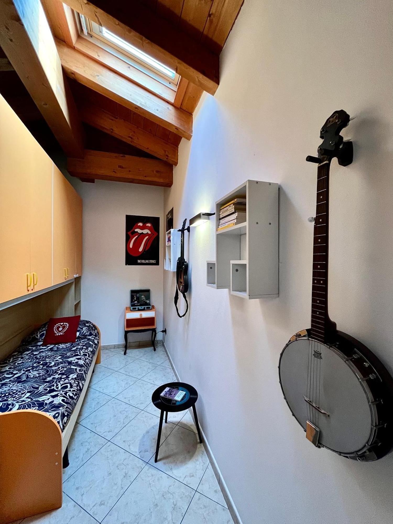 Art Music House Lake Como Dongo Exteriör bild